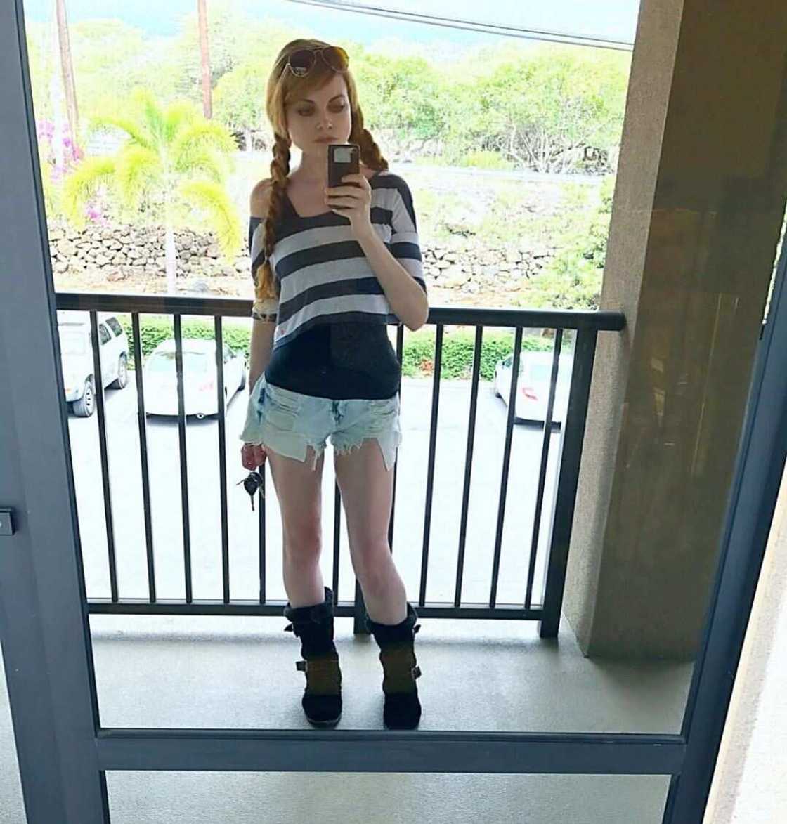 Sarah Beattie actress Sarah Beattie actress