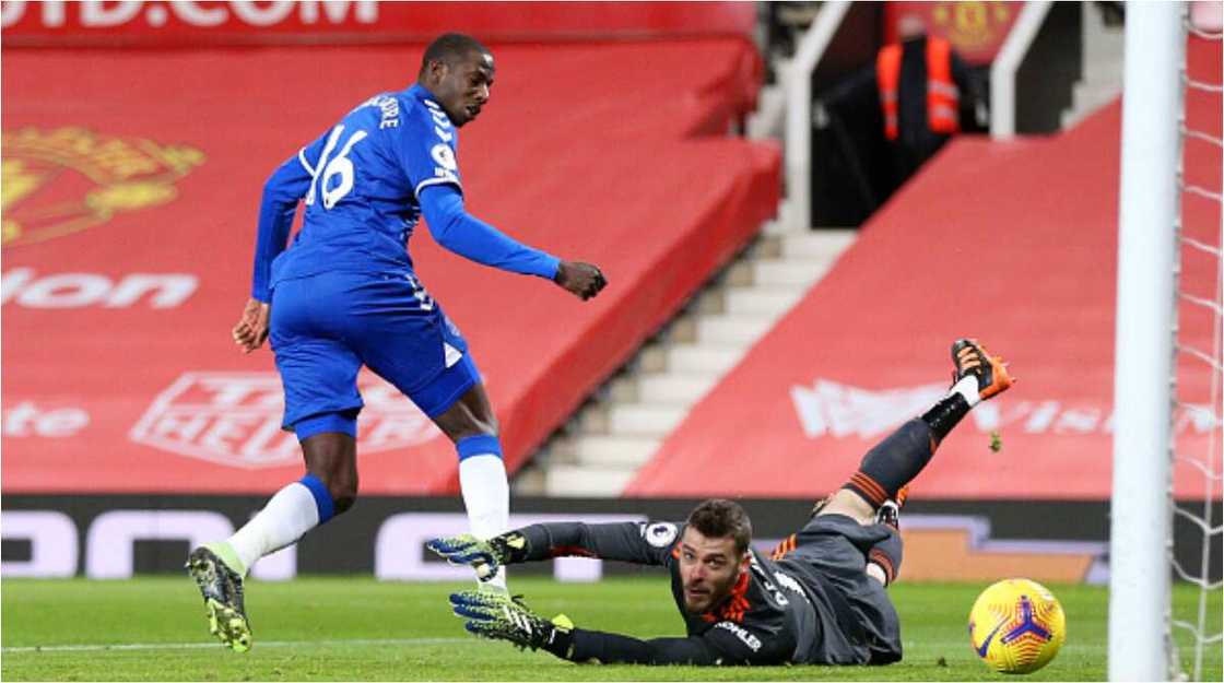 Ole Gunnar Solskjaer threatens 1 star over incessant blunders costing Manchester United Ole Gunnar Solskjaer threatens 1 star over incessant blunders costing Manchester United