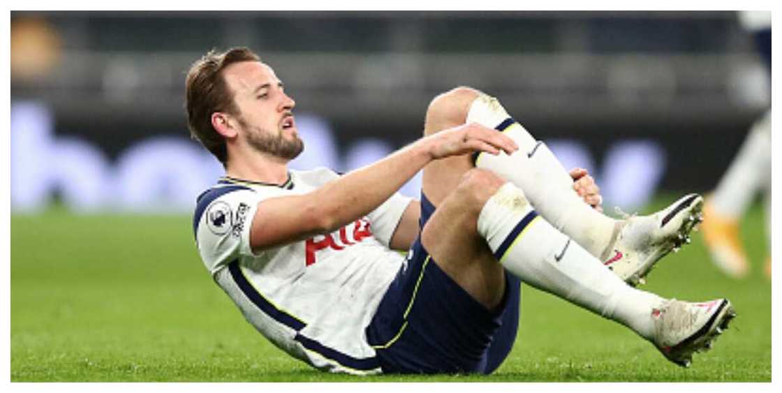 Huge blow for Mourinho as Tottenham's star player Kane set to be out for many weeks Huge blow for Mourinho as Tottenham's star player Kane set to be out for many weeks