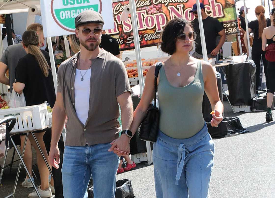 Derek and Hayley at The Studio City Farmer's Market Derek and Hayley at The Studio City Farmer's Market