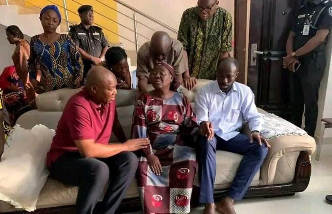 Bolanle raheem, Trigger-happy police officer, Lagos female lawyer, mother of lawyer killed by police Bolanle raheem, Trigger-happy police officer, Lagos female lawyer, mother of lawyer killed by police