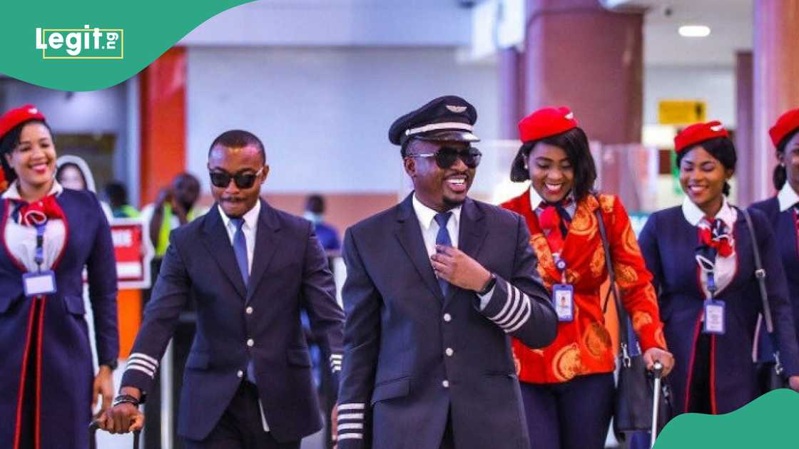 Air Peace announces date to resume operations as NiMet suspends strike across the country. Air Peace announces date to resume operations as NiMet suspends strike across the country.