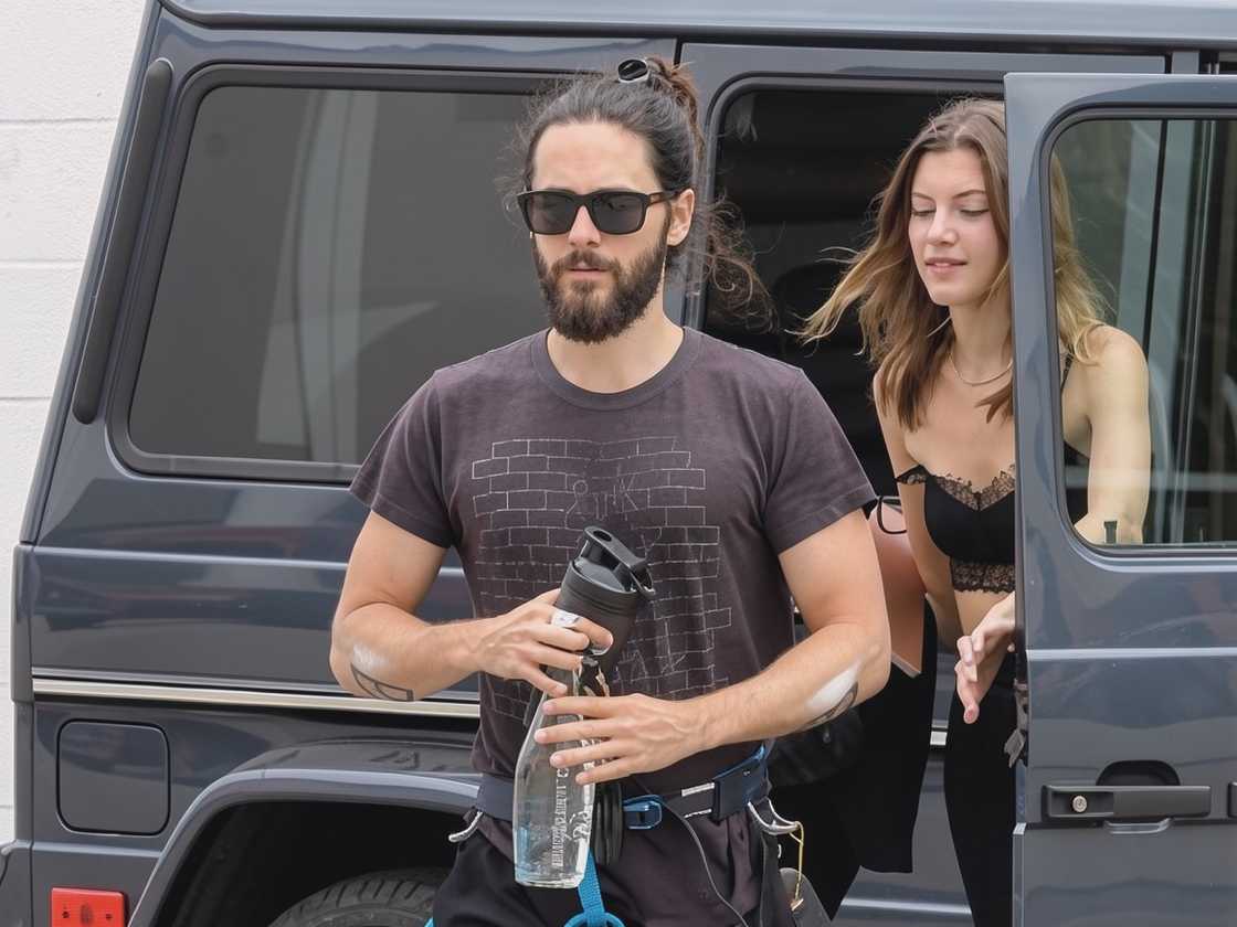 Jared Leto seen leaving a car with Valery Kaufman Jared Leto seen leaving a car with Valery Kaufman
