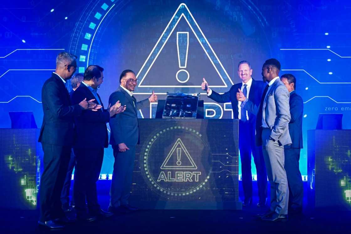Malaysia's signing of a major deal with British chip giant Arm this month was the latest step towards achieving the country's goal of producing its own top-end chips Malaysia's signing of a major deal with British chip giant Arm this month was the latest step towards achieving the country's goal of producing its own top-end chips
