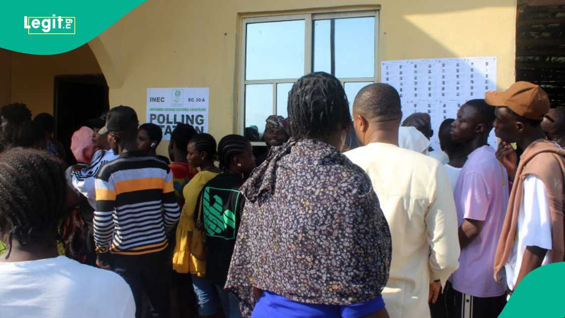 Federal Civil Service website in Nigeria experienced downtime due to bandwidth limits being exceeded after announcing new job openings. Federal Civil Service website in Nigeria experienced downtime due to bandwidth limits being exceeded after announcing new job openings.