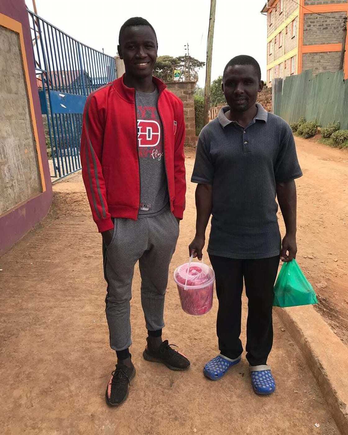 Master's degree finalist with over 20 certificates resorts to selling eggs after failing to secure job Master's degree finalist with over 20 certificates resorts to selling eggs after failing to secure job