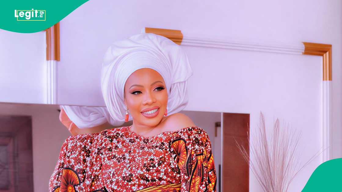 Doris Ogala continues dragging Tonto Dikeh involves Pastor Biodun Fatoyino in feud Doris Ogala continues dragging Tonto Dikeh involves Pastor Biodun Fatoyino in feud