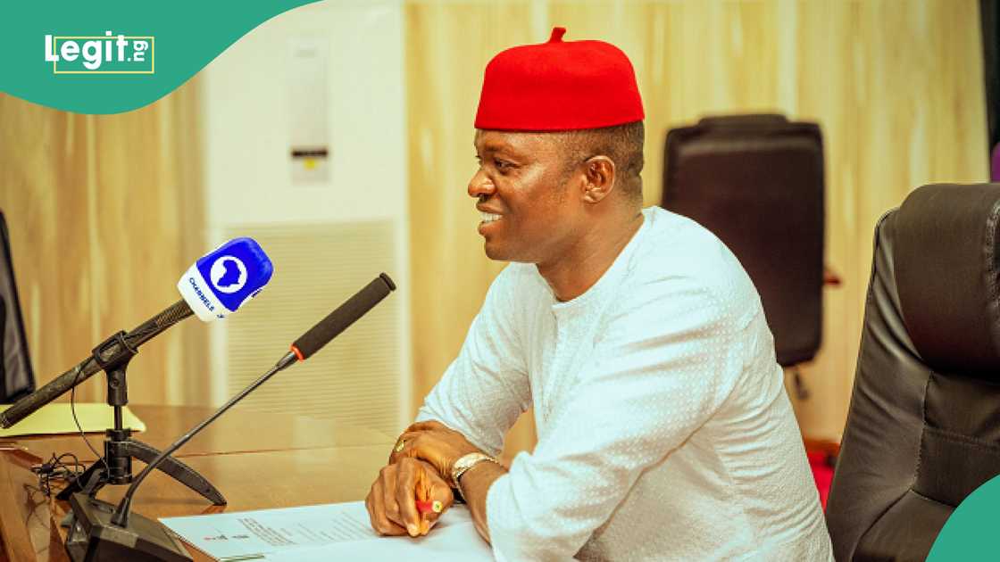 Nigerian Governor Increases Salary of Newly Employed Medical Doctors Nigerian Governor Increases Salary of Newly Employed Medical Doctors