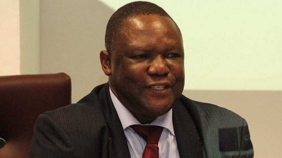 Zargin gwamnan arewa da Boko Haram: Wurin 'yan kasuwar kauye na samu labari - Mailafiya Zargin gwamnan arewa da Boko Haram: Wurin 'yan kasuwar kauye na samu labari - Mailafiya