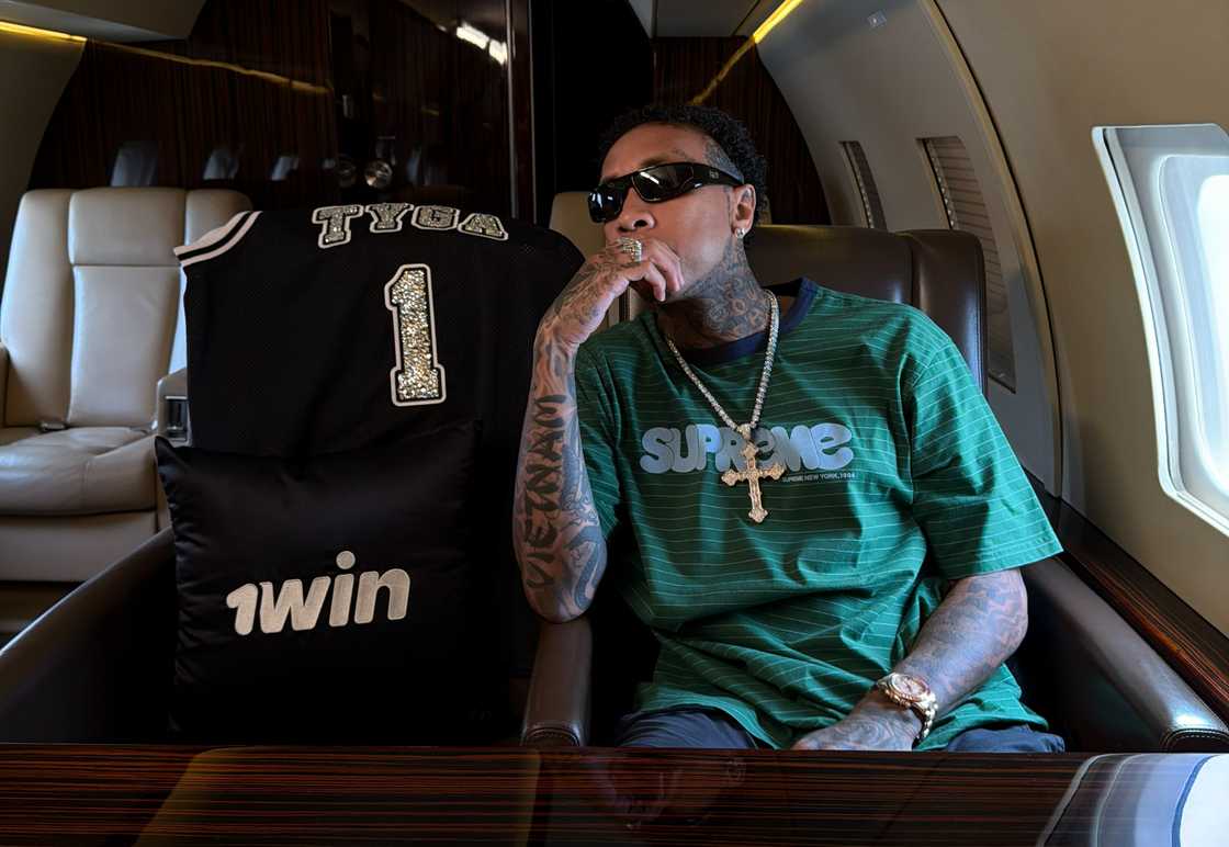 American Rapper Tyga Shares VIP Member Status on 1win