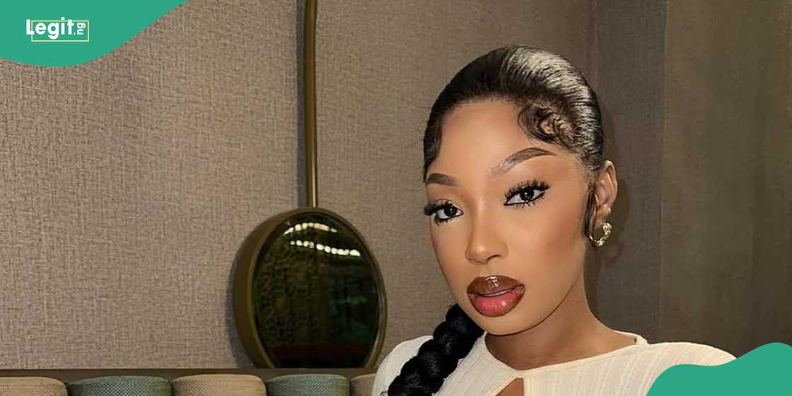 Mide's fan react to her video Mide's fan react to her video