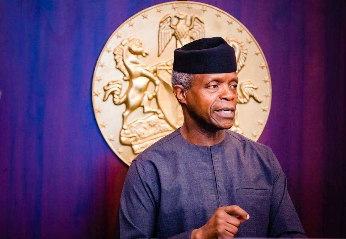 Saura kiris mu cire 'yan Najeriya 20m daga kangin talauci - Osinbajo Saura kiris mu cire 'yan Najeriya 20m daga kangin talauci - Osinbajo