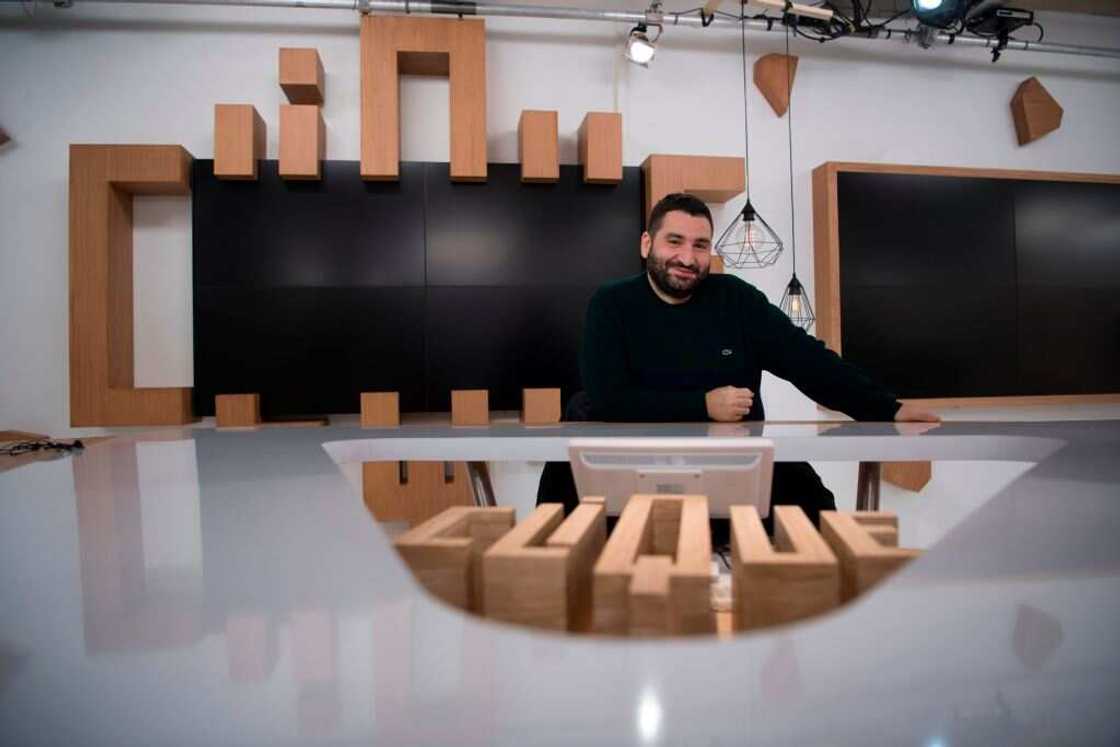Mouloud Achour: ce que vous devez savoir sur le présentateur de Clique Mouloud Achour: ce que vous devez savoir sur le présentateur de Clique