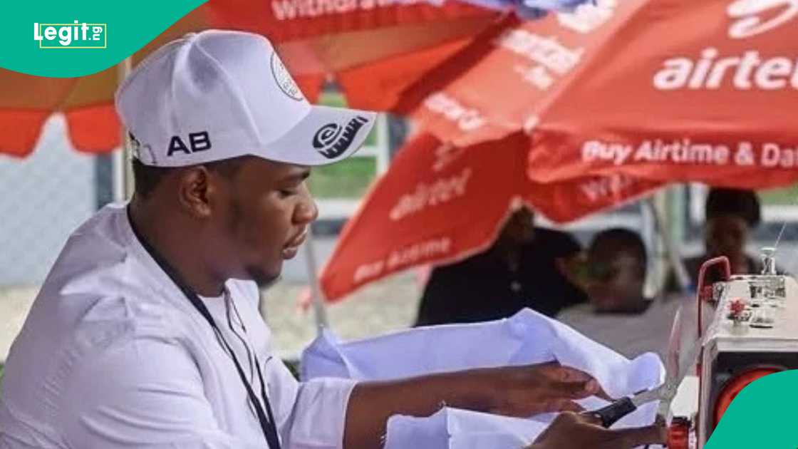 Kano Tailor, Abdulkadir Hassan, Guinness World Record