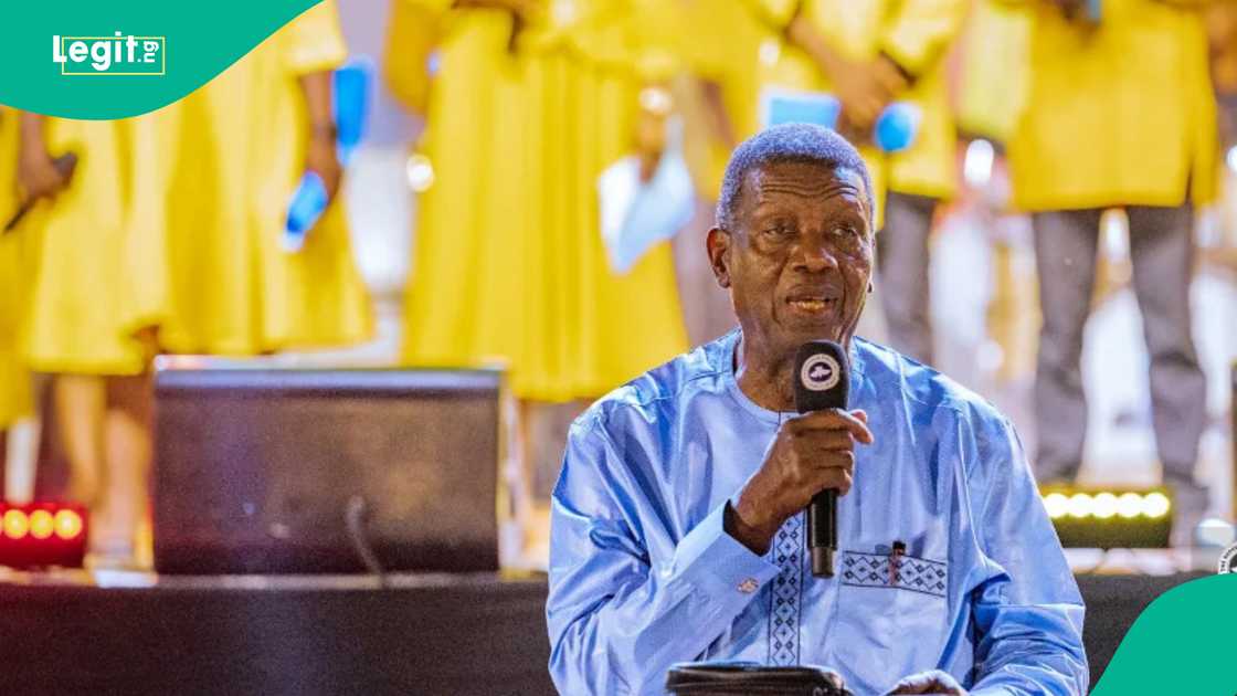 Church members clash with security operatives at Redemption Camp, fans react Church members clash with security operatives at Redemption Camp, fans react