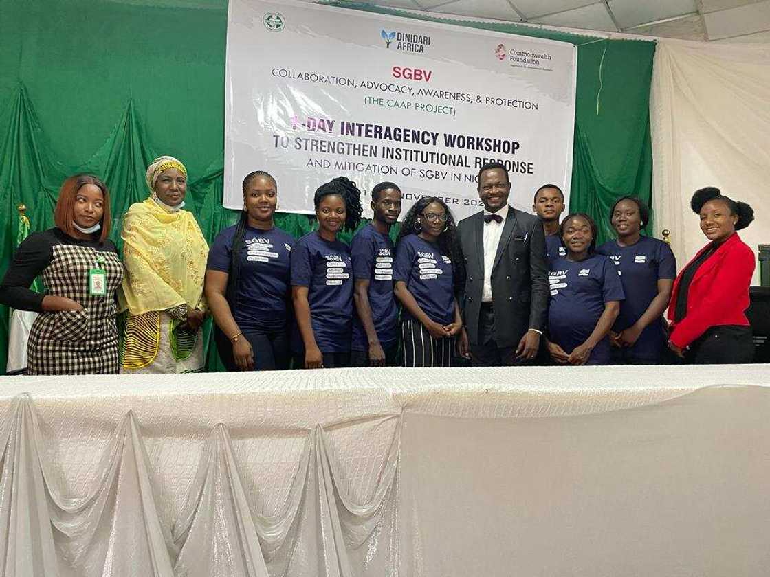 Dinidari Africa Dinidari Africa