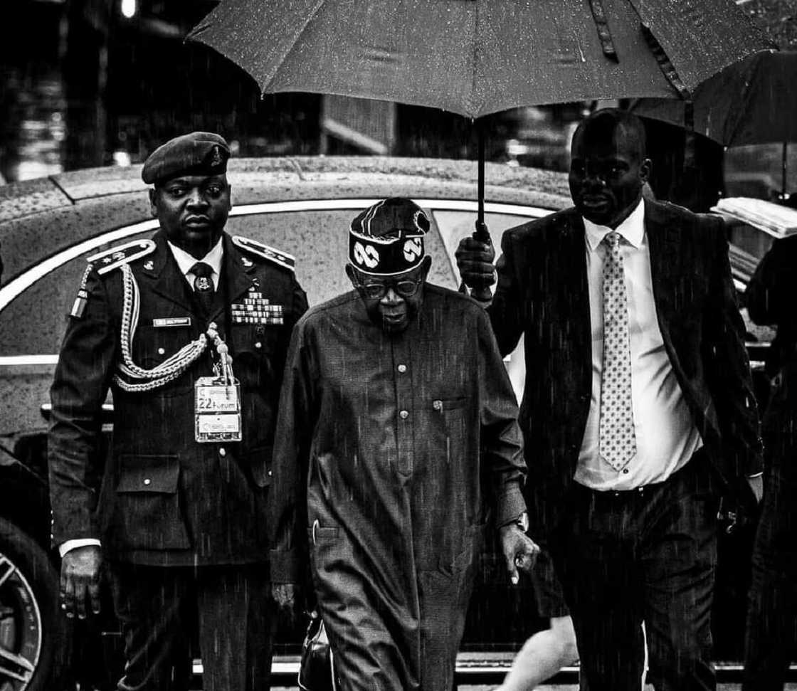 Shugaban kasa EFCC Shugaban kasa EFCC