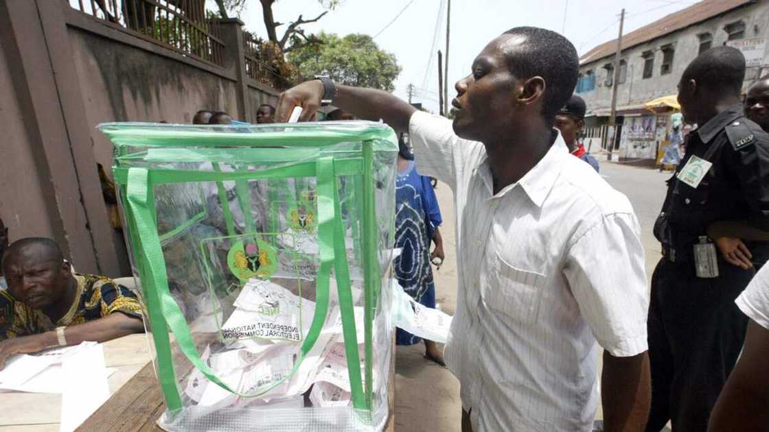 INEC Raises Alarm Over 2023 Polls, Reveals What Desperate Politicians Will Do INEC Raises Alarm Over 2023 Polls, Reveals What Desperate Politicians Will Do
