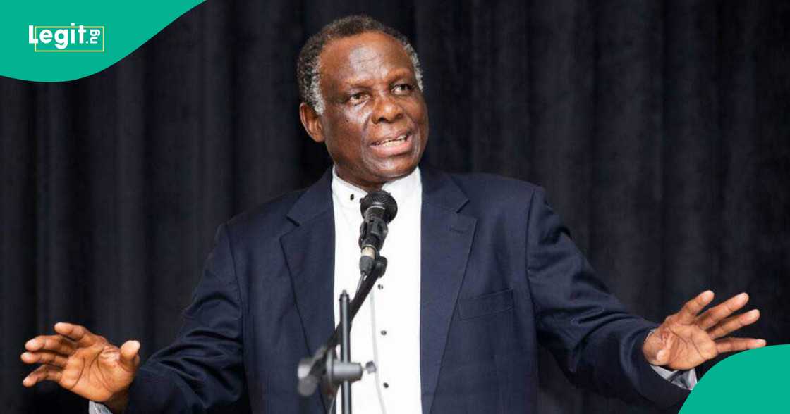 Farfesa Jerry Gana. Farfesa Jerry Gana.