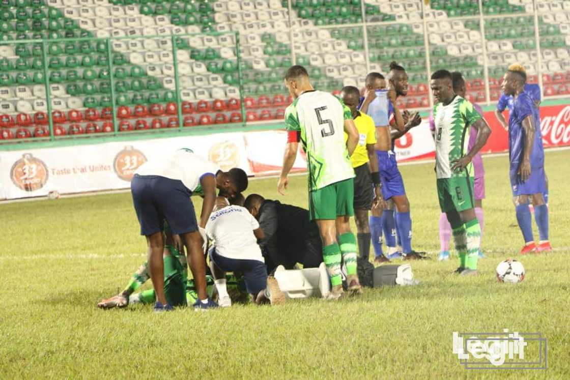Nigeria vs Sierra Leone: Victor Osimhen stretchered off after suffering wrist injury Nigeria vs Sierra Leone: Victor Osimhen stretchered off after suffering wrist injury