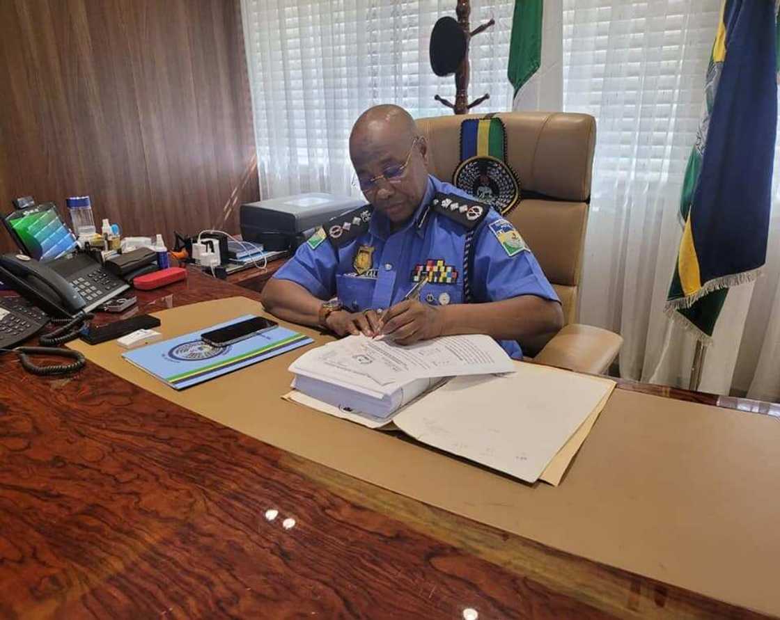 Gunmen, Policemen, motorcyclists, Suleja, Niger state Gunmen, Policemen, motorcyclists, Suleja, Niger state