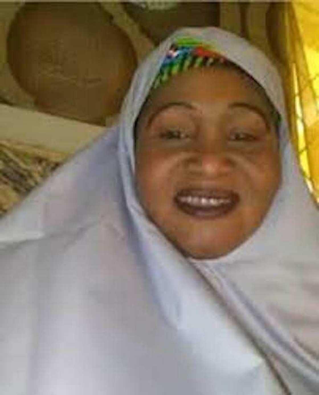 Waiwaye: Hotuna da sunayen jaruman Kannywood da suka riga mu gidan gaskiya Waiwaye: Hotuna da sunayen jaruman Kannywood da suka riga mu gidan gaskiya