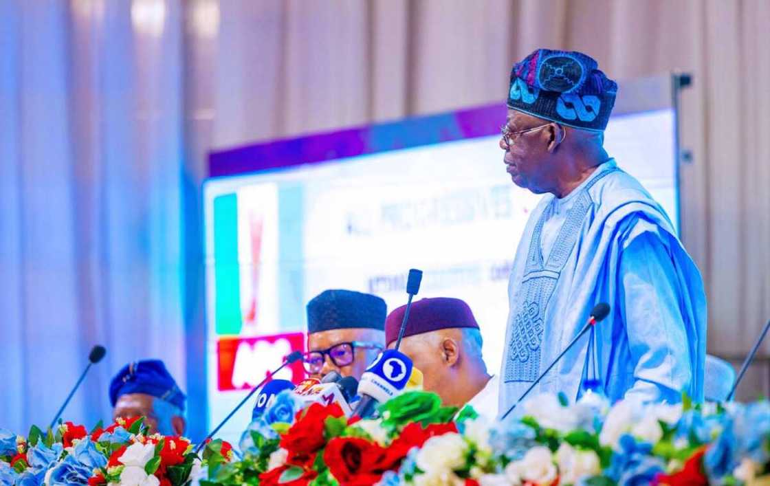 Shugaban ƙasa, Bola Ahmed Tinubu. Shugaban ƙasa, Bola Ahmed Tinubu.