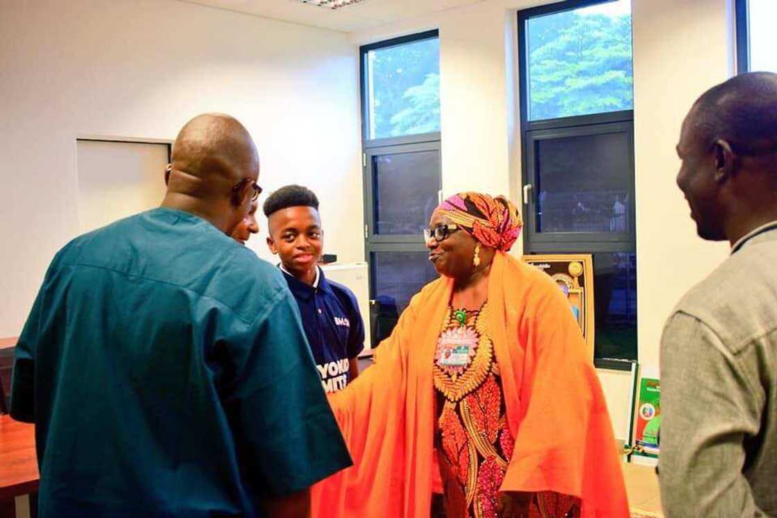 Bawan Turawan Ingila: Joshua Beckford, yaro dan baiwa ya isa jihar Kaduba (Hotuna) Bawan Turawan Ingila: Joshua Beckford, yaro dan baiwa ya isa jihar Kaduba (Hotuna)