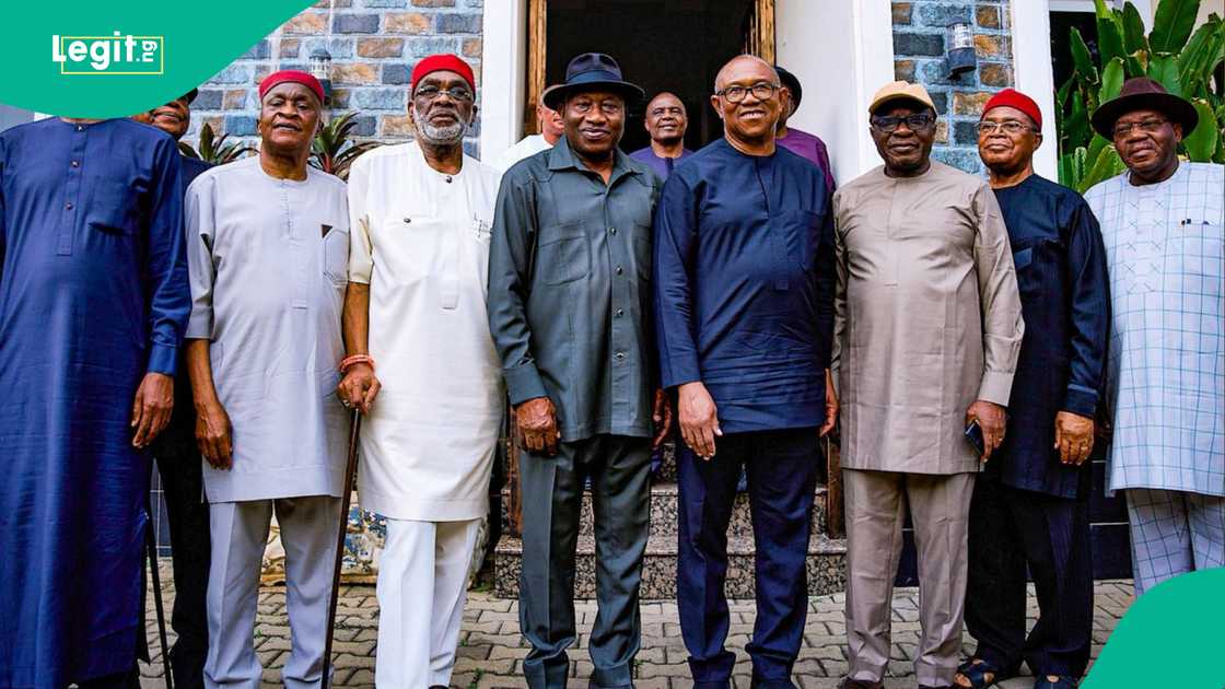 Peter Obi ya yi ganawar sirri da Jonathan Peter Obi ya yi ganawar sirri da Jonathan
