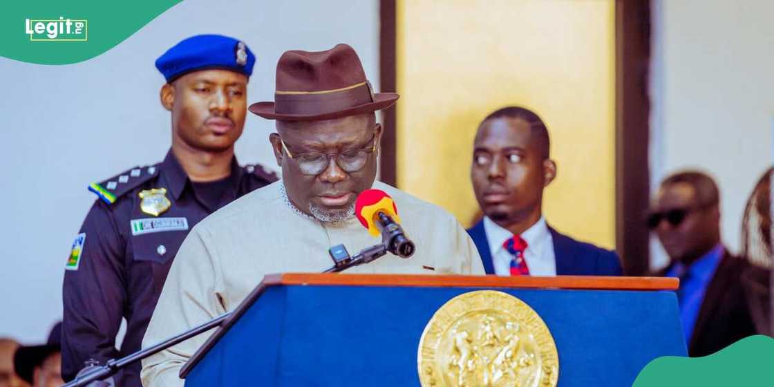 Minimum wage: “Congratulations”, Nigerians react as Gov Oborevwori directs immediate payment of N70k Minimum wage: “Congratulations”, Nigerians react as Gov Oborevwori directs immediate payment of N70k