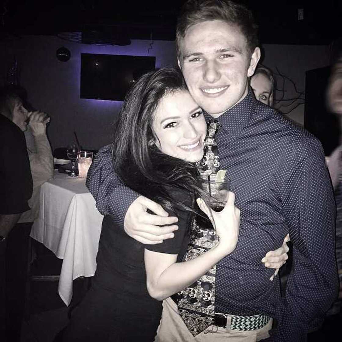 Jaycgee's height Jaycgee's height