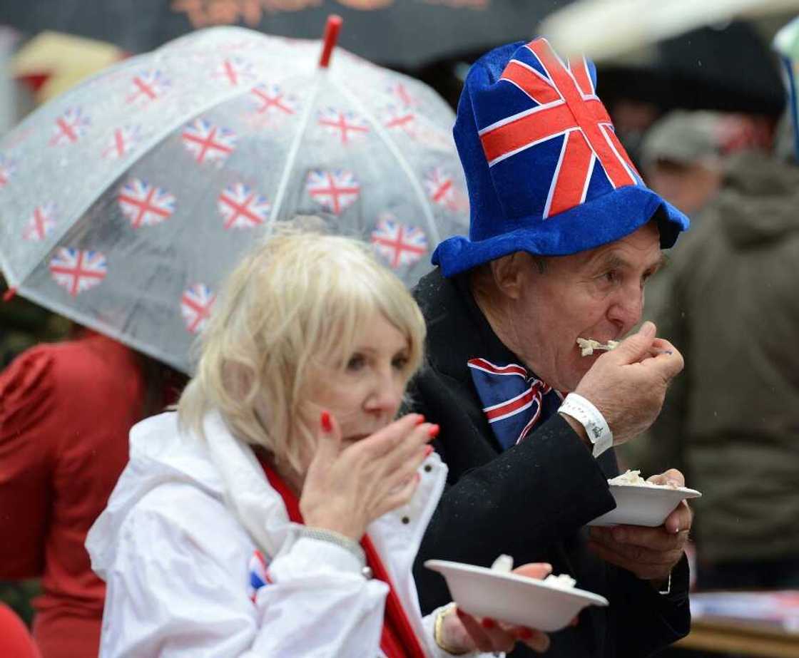 Residents enjoyed 'Big Jubilee Lunch' street party in Stockport to celebrate the Diamond Jubilee Residents enjoyed 'Big Jubilee Lunch' street party in Stockport to celebrate the Diamond Jubilee