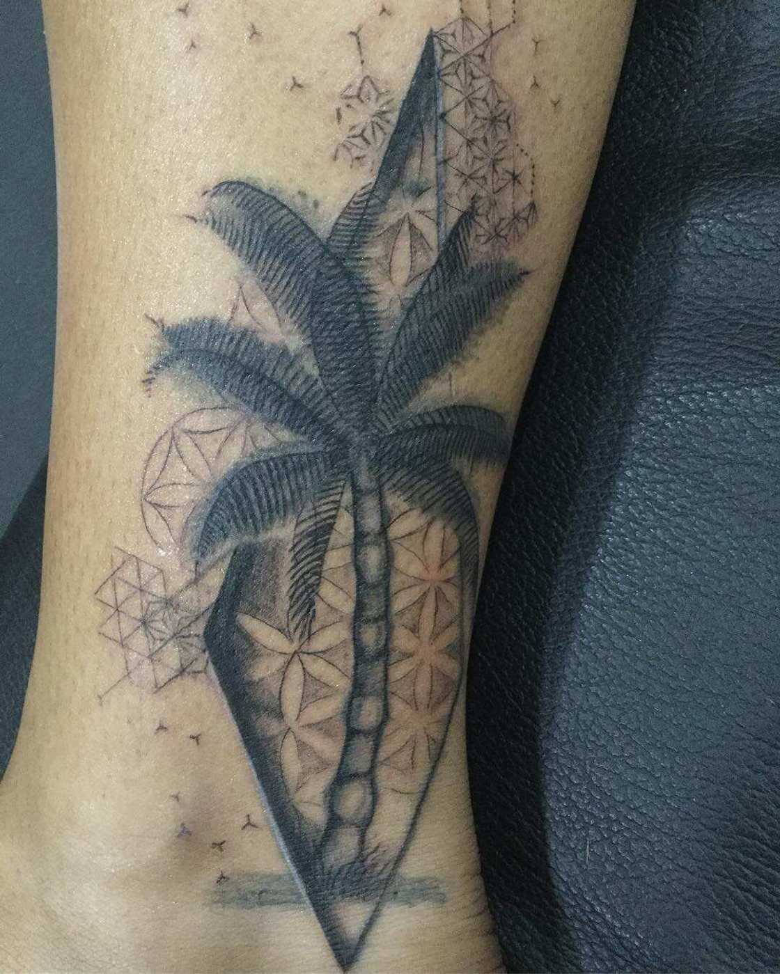 palm tree tattoo palm tree tattoo
