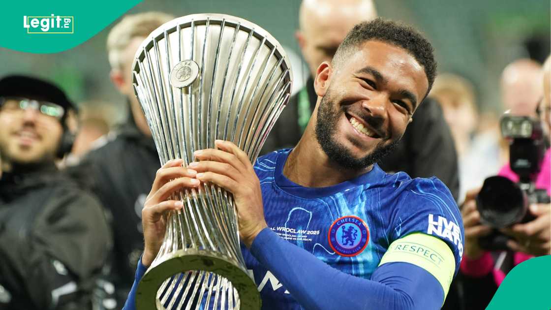 Reece James, Chelsea, Real Betis, Stadion Wroclaw, Poland, UEFA Conference League. Reece James, Chelsea, Real Betis, Stadion Wroclaw, Poland, UEFA Conference League.