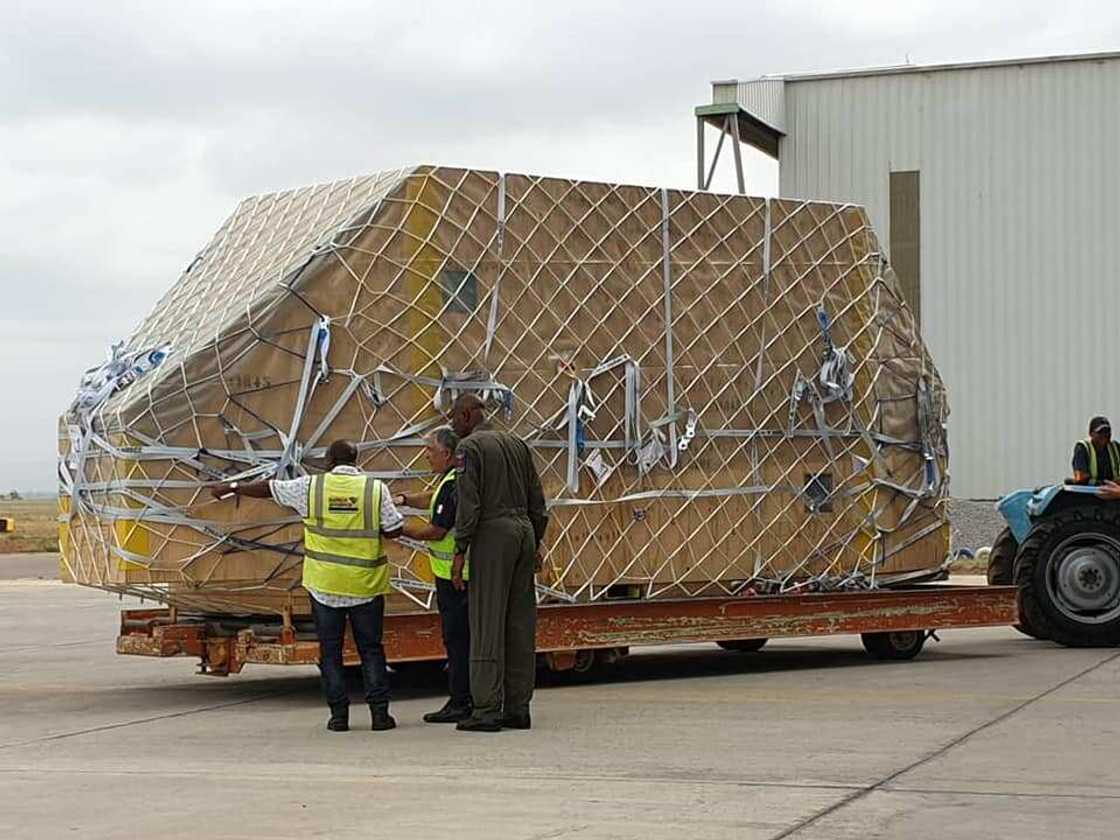 Buhari ya sake sayo ma rundunar Sojan sama sabbin jiragen yaki (Hotuna) Buhari ya sake sayo ma rundunar Sojan sama sabbin jiragen yaki (Hotuna)