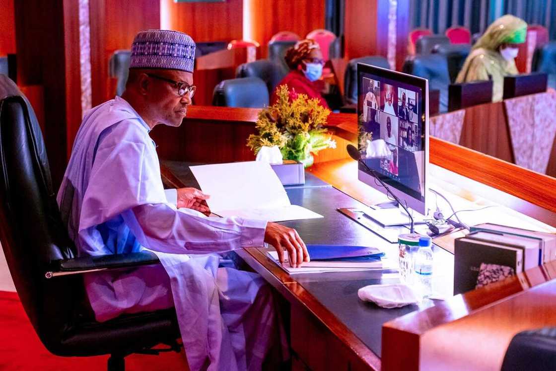 Nigerians react to President Buhari's New Year broadcast Nigerians react to President Buhari's New Year broadcast