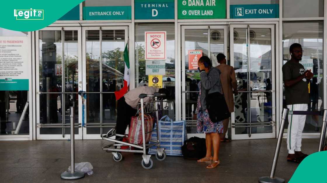 Arik Air shareholders have refuted claims that the debt owed by the airline’s founder, Johnson Arumemi-Ikhide, has escalated to ₦455 billion. Arik Air shareholders have refuted claims that the debt owed by the airline’s founder, Johnson Arumemi-Ikhide, has escalated to ₦455 billion.