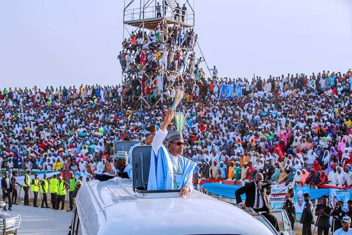Mutanen Kano sun dade suna bani goyon baya tun a 2003 - Buhari Mutanen Kano sun dade suna bani goyon baya tun a 2003 - Buhari
