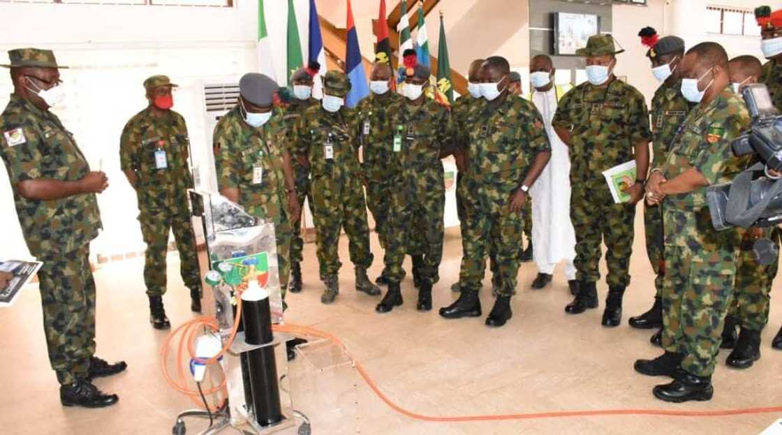 Hukumar Kwalejin horas da hafsoshin Soji ta kai ma jama’an Kano da Jigawa dauki Hukumar Kwalejin horas da hafsoshin Soji ta kai ma jama’an Kano da Jigawa dauki