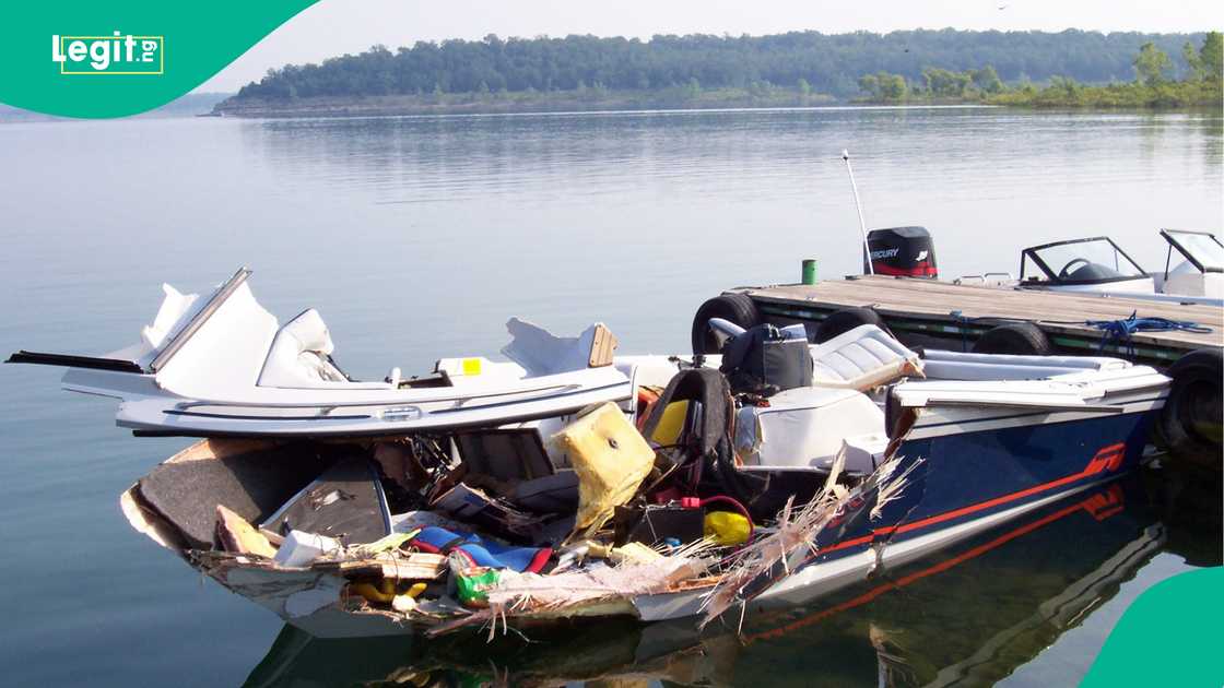 40 missing and 10 rescued in Sokoto boat accident/Scores Missing after boat capsizes in Nigeria's Sokoto state 40 missing and 10 rescued in Sokoto boat accident/Scores Missing after boat capsizes in Nigeria's Sokoto state