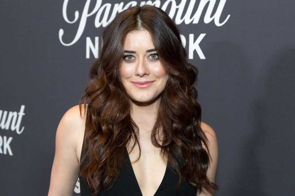 Manon Mathews’ movies and tv shows Manon Mathews’ movies and tv shows