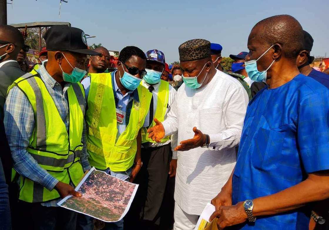 Gov Ugwuanyi gets nod from federal agencies to construct iconic roundabout and tower Gov Ugwuanyi gets nod from federal agencies to construct iconic roundabout and tower