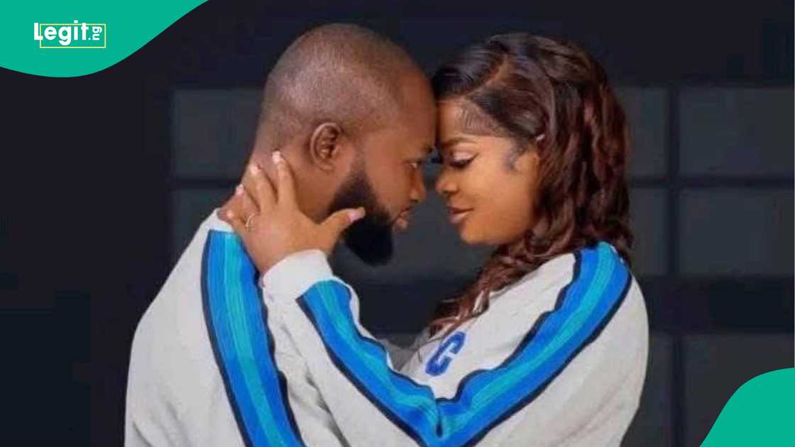 'Yan sanda sun yi bayani da aka kama wani matashi da zargin kashe matarsa a Edo 'Yan sanda sun yi bayani da aka kama wani matashi da zargin kashe matarsa a Edo