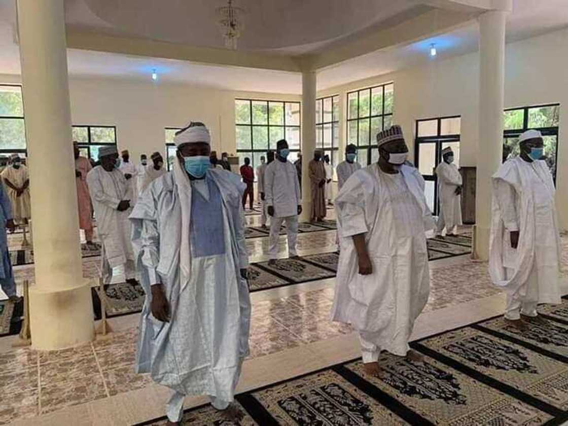 COVID-19: Sabon salon sallar jam'i a kasashen duniya (Hotuna) COVID-19: Sabon salon sallar jam'i a kasashen duniya (Hotuna)