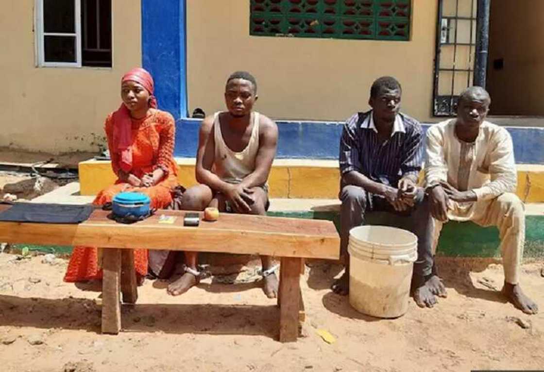 Ke duniya! Budurwa ta yi garkuwa da kaninta, ta nemi a biya naira miliyan 6 a Adamawa Ke duniya! Budurwa ta yi garkuwa da kaninta, ta nemi a biya naira miliyan 6 a Adamawa