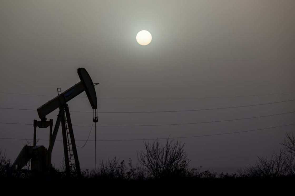 Oil prices edged up as investors keep an eye on developments in the Middle East Oil prices edged up as investors keep an eye on developments in the Middle East
