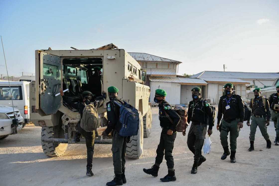 'Yan sandan Najeriya 144 sun isa Somaliya domin tabbatar da tsaro 'Yan sandan Najeriya 144 sun isa Somaliya domin tabbatar da tsaro