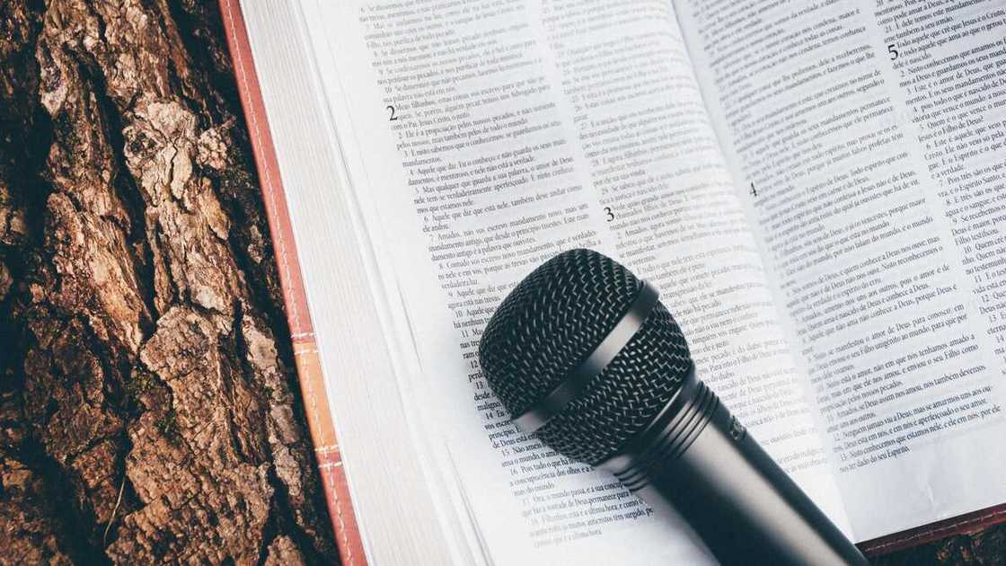 20 best old and new Ghana gospel songs 20 best old and new Ghana gospel songs