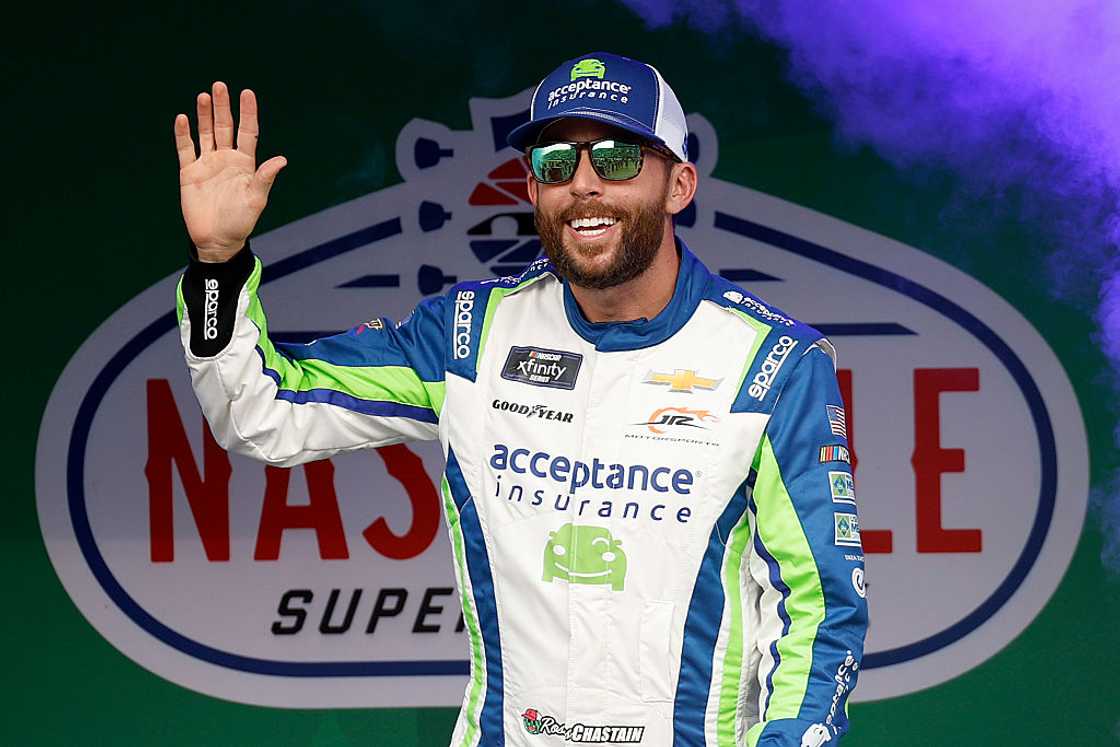 Ross Chastain waves to fans Ross Chastain waves to fans