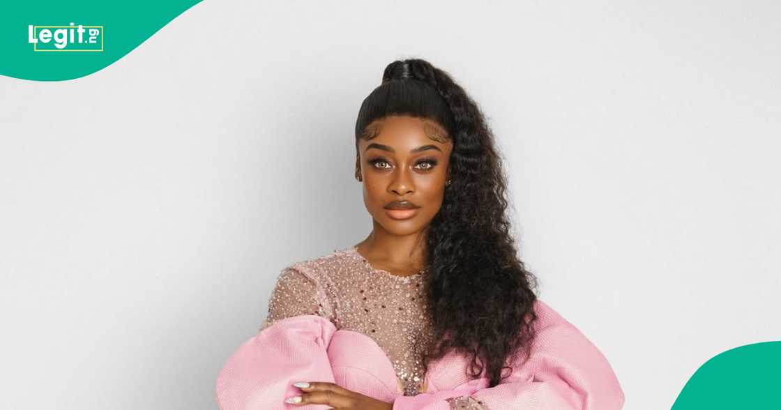 Uriel shares a touching story about her private life. Uriel shares a touching story about her private life.